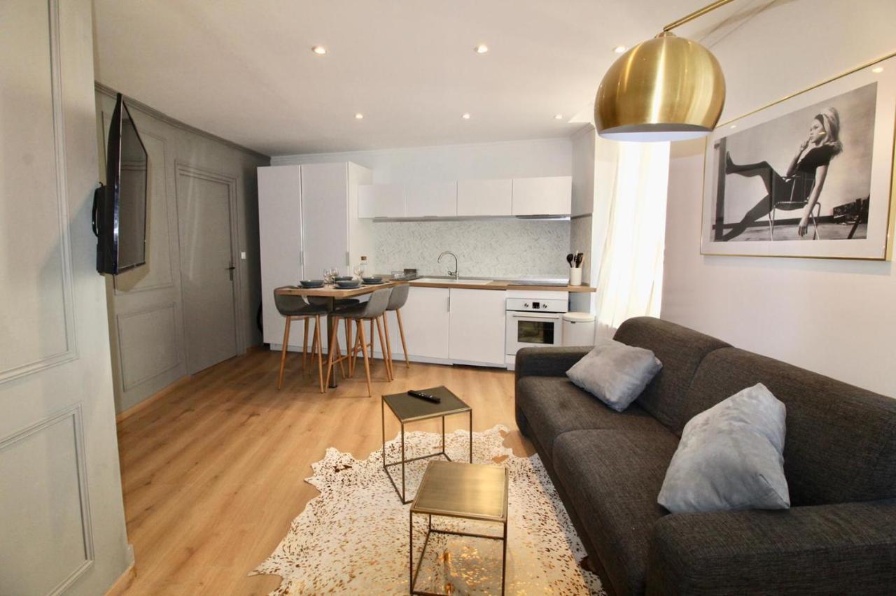 Lovely Apartment Heart Of Golden Square Fiber Wifi نيس المظهر الخارجي الصورة